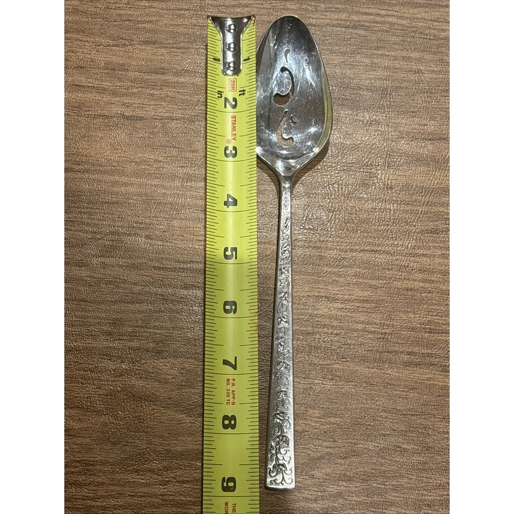 International Silver 1847 Rogers Silverplate  SILVER LACE- 5 Serving Pcs.